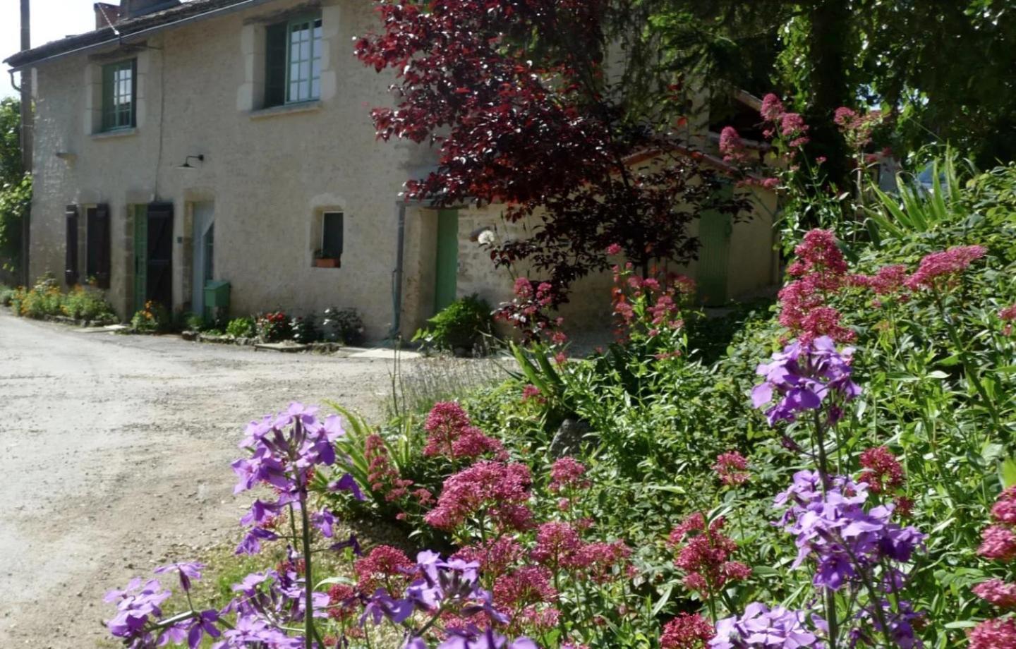 Villa Bois Mort Farm Gourgé Esterno foto